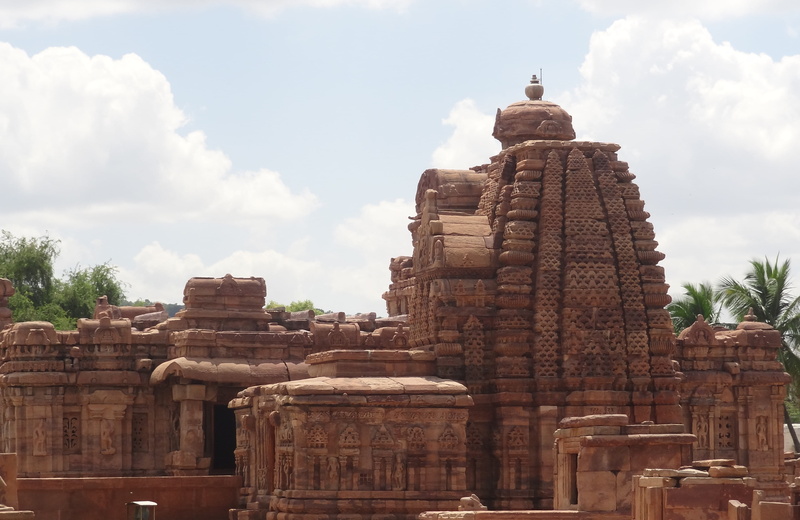 4K, building, ruins, building exterior, landmark, historic, ancient, the past, travel, structure, place of worship, outdoors, old, day, karnataka, nature