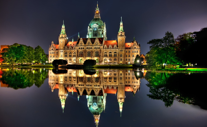 symmetry, water, Reflection, nature, sky, travel, building, building exterior, architecture, spire, new, City, built structure, no people, waterfront