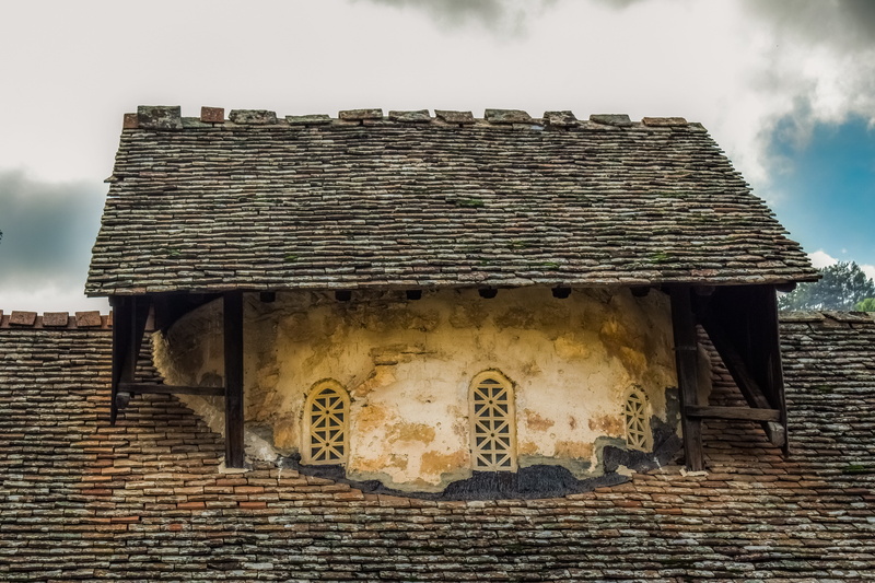 medieval, cloud - sky, nature, low angle view, roof, 12th century, unesco world heritage monument, 5K, byzantine, day, roof tile, sky, brick, historically