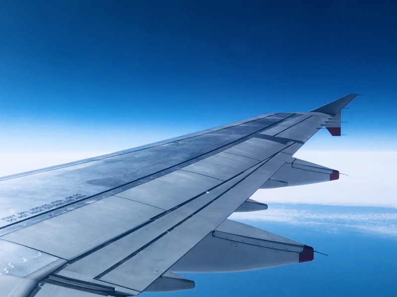 winglet, building, lift, aircraft wing, day, mode of transportation, mid-air, ala, transportation, bomber, blue, aviación, southern airside rd, sky, united kingdom