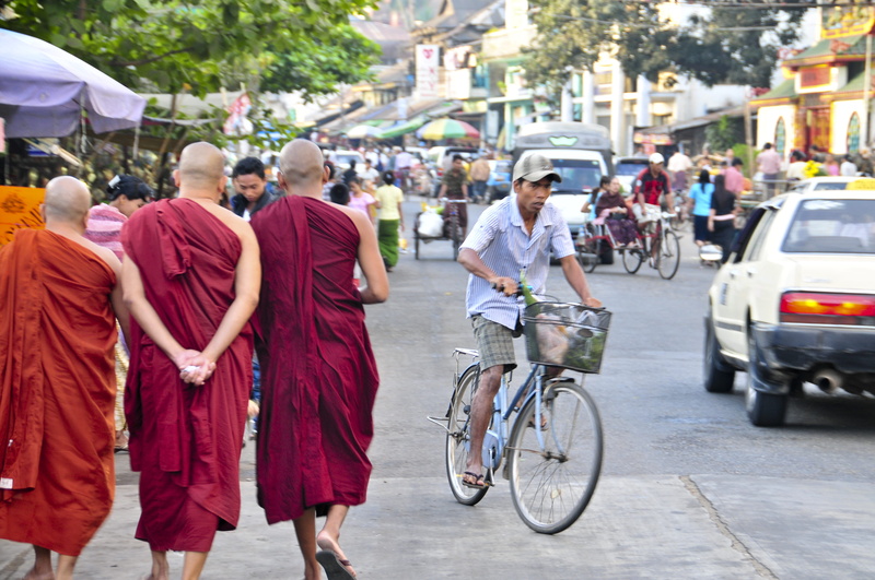 transportation, people, crowd, traffic, city, adult, on the move, city street, anoutbet saungtan, architecture, men, city life, motion, riding, myanmar