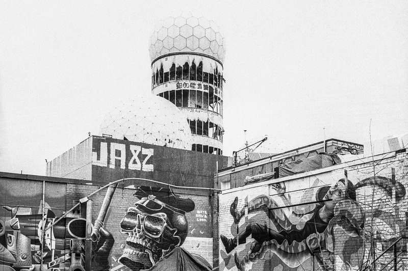 towers, building, white, sightseeing, clear sky, jazz, berlin, teufelsberg, abandoned, nature, wall - building feature, black, travel, day, film, 35, streetart