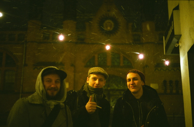 portrait, analog, architecture, snow, poland, fujifilm, dark, gsd, young adult, gdanska szkola disco, looking at camera, people, lawendowa 8, night, happy