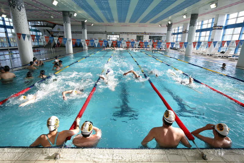 water, 4K, color Image, pool, Pool, competitive Sport, morning exercise, break, Indoor Pool, Exercise, people, swimming cap, life physical education, incidental people