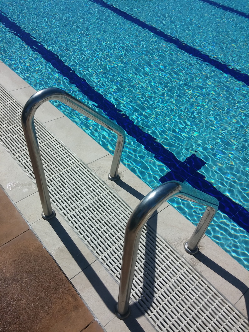 Swimming, high angle view, staircase, no People, public Swimming Pool, relaxation, clear, outdoors, Pool, Water, swimming Pool, tourist Resort, swimming lane marker