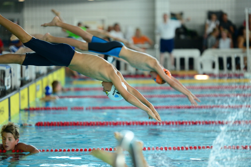 motion, water, incidental people, athlete, adult, 5K, women, the jump from the start, competition, swimming, sport, outdoors, lifestyles, sports race