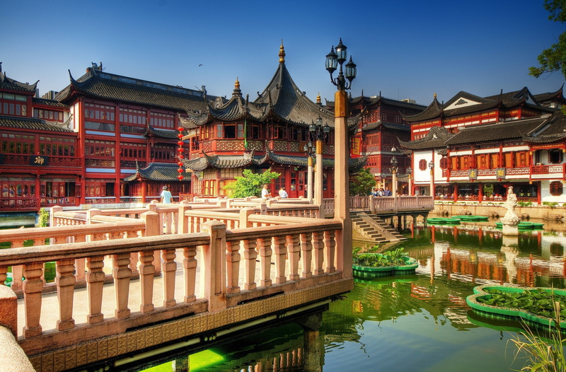 2K, tea palace