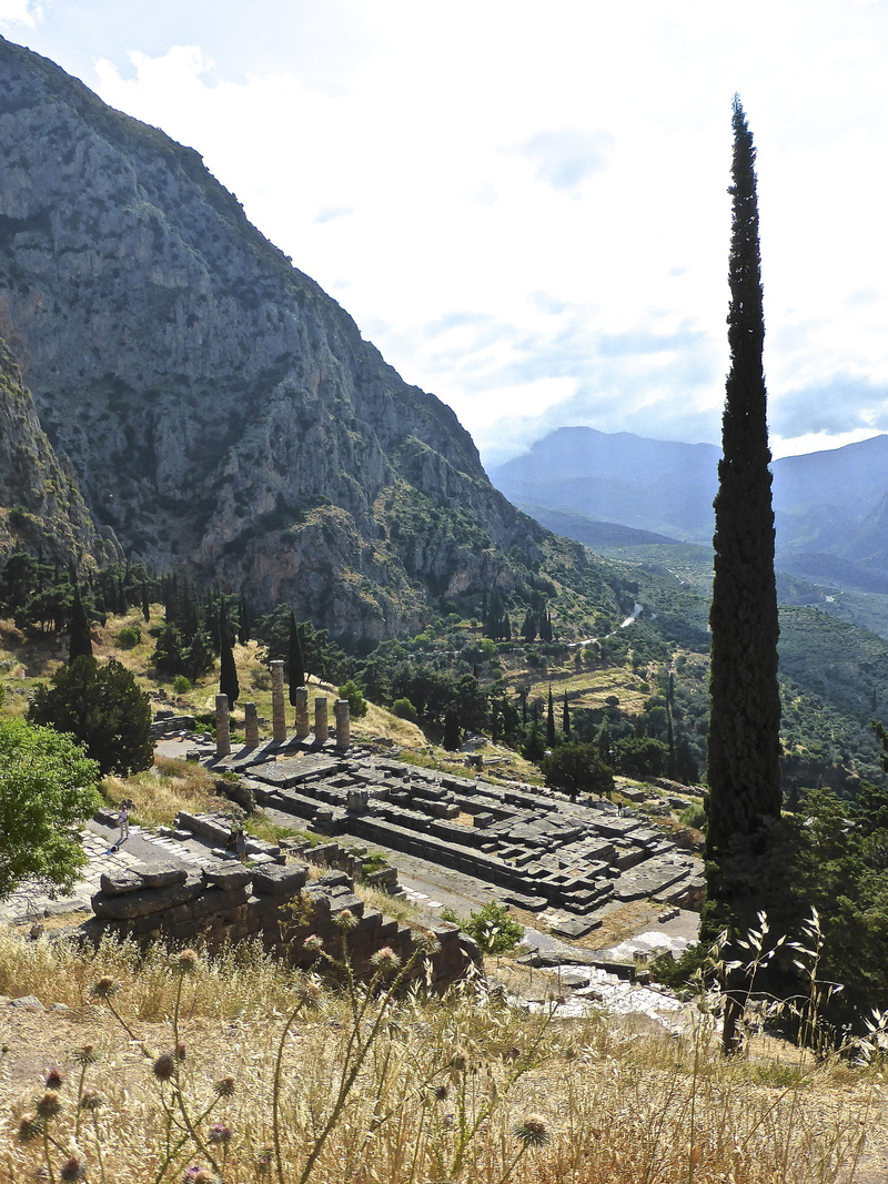 monument, antique, architecture, mountain range, plant, cloud - sky, sky, land, history, structure, day, delphi, outdoors, ancient civilization, temple
