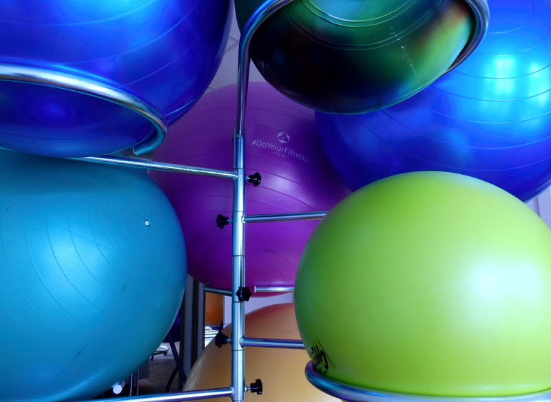 physiotherapy, therapy, move, metal, blue, architecture, fitness ball, exercise ball, back school, ball, back exercises, medicine ball, 4K, indoors, illuminated