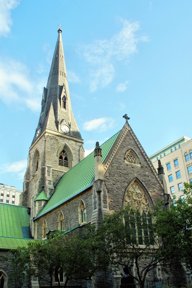 low angle view, monument, belief, steeple, church, cloud - sky, tree, built structure, religion, montréal, building exterior, history, 2K, spirituality