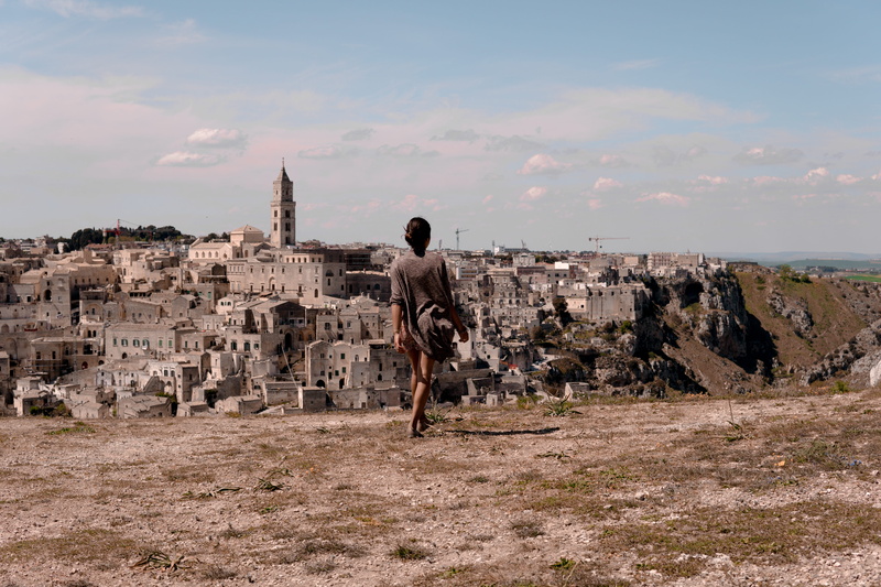 italy, outdoors, old city, sun, cityscape, men, building exterior, jerusalem, sky, sand, architecture, lifestyles, nature, city, sunny, tourism, landscape