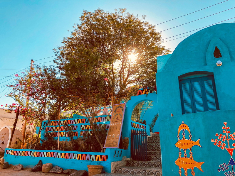 text, art, aswan, city, nubian, house, home, iphone, sunlight, building, blue, western script, building exterior, day, 4K, no people, tree, built structure