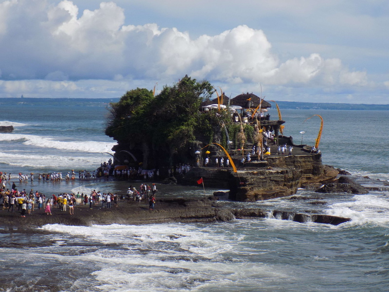 tourist attraction, real people, culture, tourist, cloud - sky, bali, wave, water, sky, pray, outdoors, power in nature, land, 4K, tourism, trip, sea shore