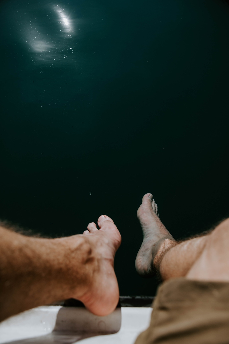 two people, human foot, man, lake, barefoot, photo, body part, human limb, close-up, limb, real people, human hand, hand, leisure activity, personal perspective