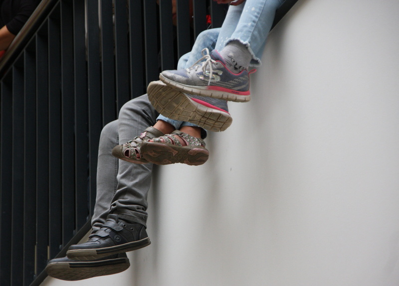 leisure activity, human body part, males, real people, Sneaker, shoe, copy space, casual clothing, men, Shoes, Feet, one person, 2K, childhood, lifestyles