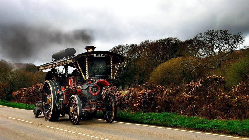 tree, truck, mode of transportation, tractor, road, people, day, sky, firefighter, transportation, cloud - sky, antiguo, vehiculo, accidents and disasters