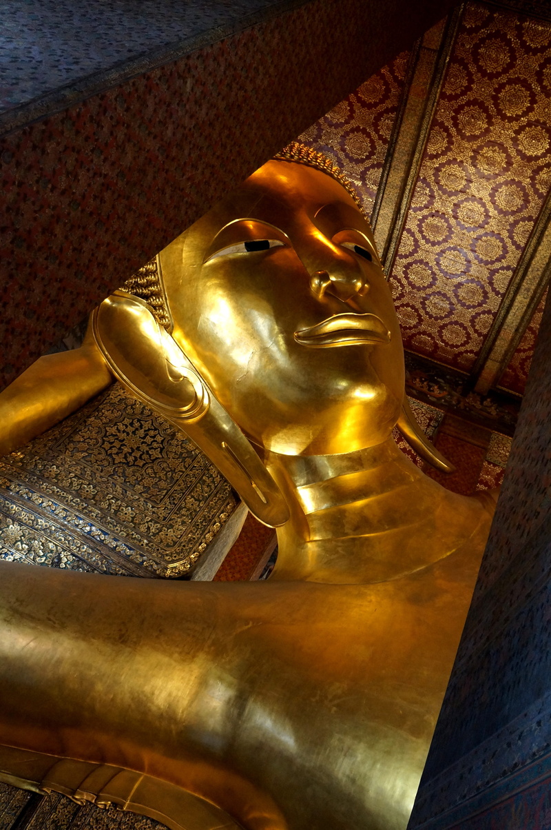 art and craft, built structure, belief, place of worship, spirituality, architecture, human representation, creativity, statue, fine art statue, indoors