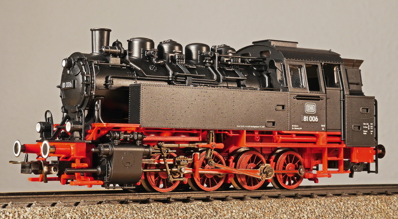 shunting, tank locomotive, railroad track, scale h0, toys, br81, metal, br 81, land vehicle, model, epoch 3, mode of transportation, 4K, railway, deutsche bundesbahn