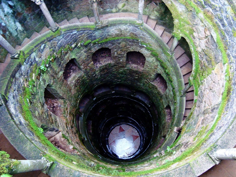 stairs, moss, deterioration, built structure, damaged, decline, well, the past, close-up, weathered, architecture, steps and staircases, history, 1080P