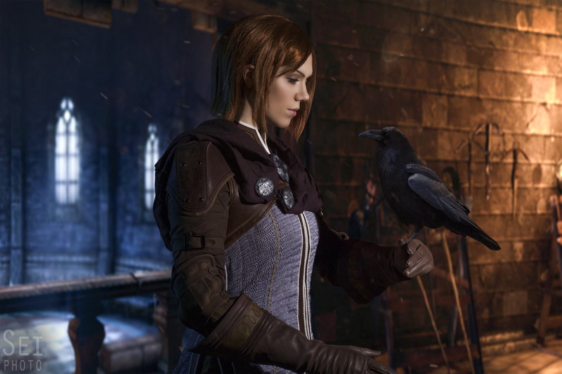 Leliana (Dragon Age: Inquisition), Dragon Age: Inquisition, beautiful woman, young adult, leather, Women, clothing, hairstyle, architecture, hair, warm clothing