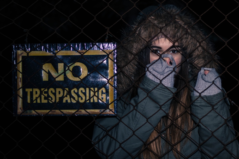 text, architecture, night, no trespassing, boundary, fence, 5K, female, sign, communication, protection, real people, typography, cold, chainlink fence