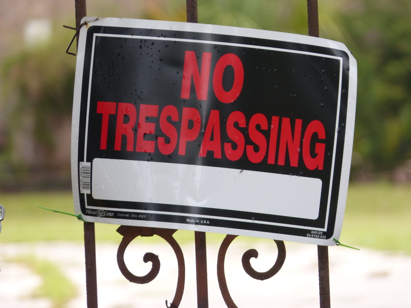 number, 4K, information, text, message, information sign, no people, private property, western script, gate, direction, forbidden, warning sign, technology