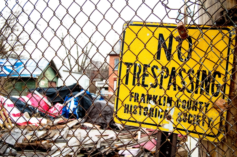 fence, leisure activity, nature, cloudy, chainlink fence, franklinton, outdoors, winter, focus on foreground, gate, sky, protection, text, boundary, urban