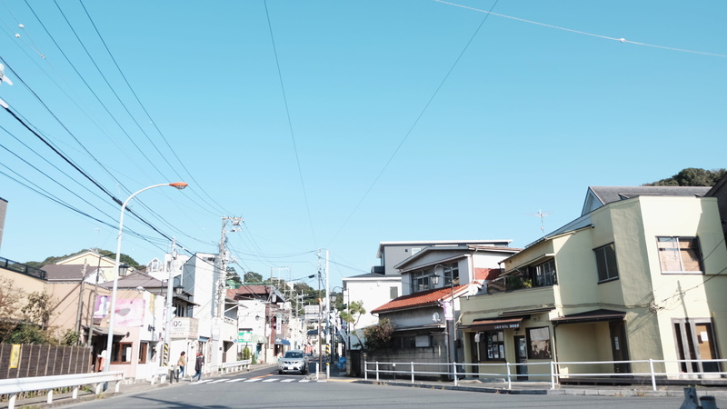 4K, street, day, sky, building, blue, building exterior, built structure, cable, electricity, city, transportation, complexity, power supply, residential district