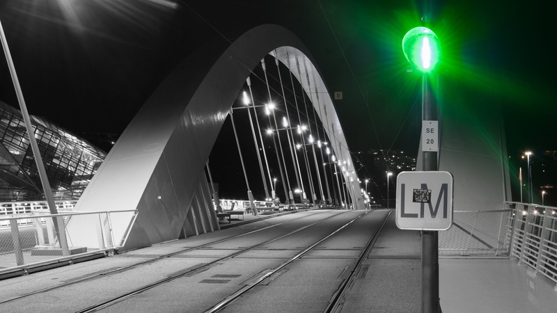 incity, technology, sign, outdoors, piscine du rhone, connection, transportation, pont de luniversité, building exterior, architecture, bridge - man made structure
