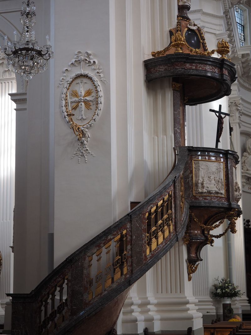 day, Nave, Cathedral, St, Church, belief, history, no people, roman catholic, 4K, wall - building feature, clock face, built structure, railing, religion
