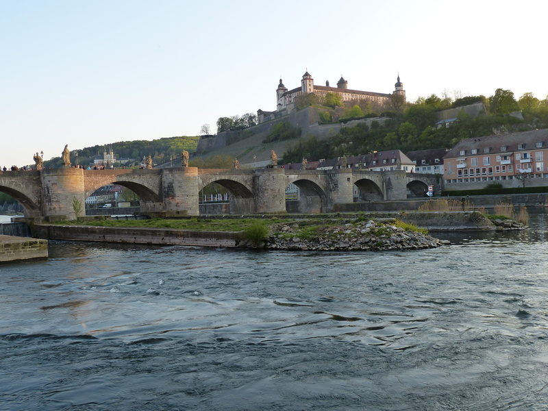 fortress, old, church, main, arch bridge, connection, nature, clear sky, built structure, europe, waterfront, concrete, figure, 4K, main bridge, castle