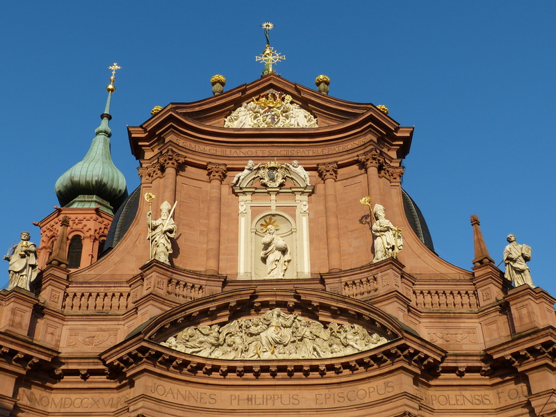 blue, old town, bavaria, würzburg, religion, low angle view, building exterior, historically, dom, built structure, no people, gable, the past, clear sky
