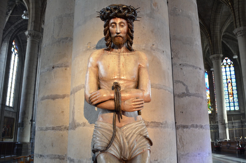 place of worship, built structure, 4K, one man only, prayer, day, pillar, the past, church, catholic, architecture, religious monuments, one person, human representation
