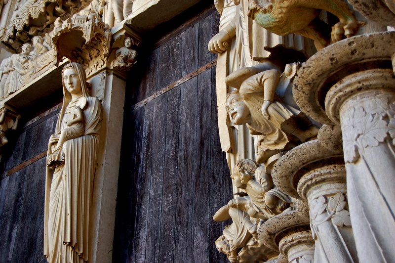 place of worship, representation, art and craft, chartres, building exterior, sculpture, low angle view, gothic, carving, france, 2K, architecture, statue