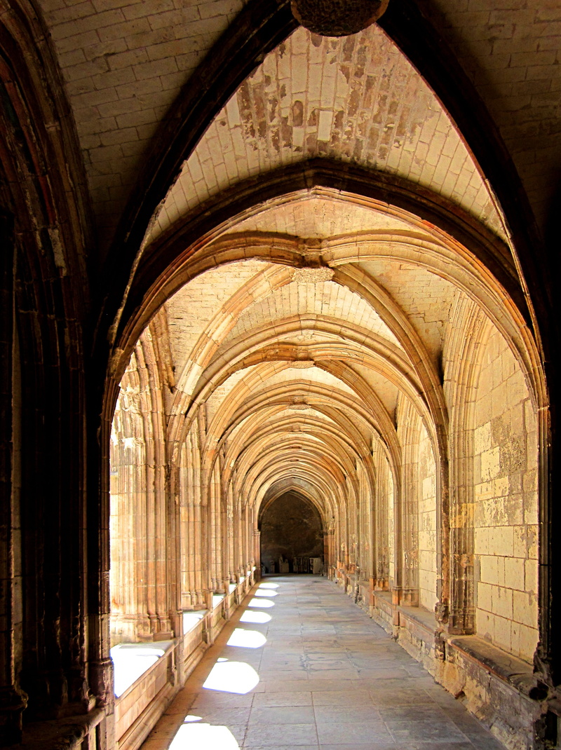 long, the past, renaissance, brown, arched, diminishing perspective, arcade, empty, france, day, building, 4K, corridor, hallway, ceiling, abbey, medieval