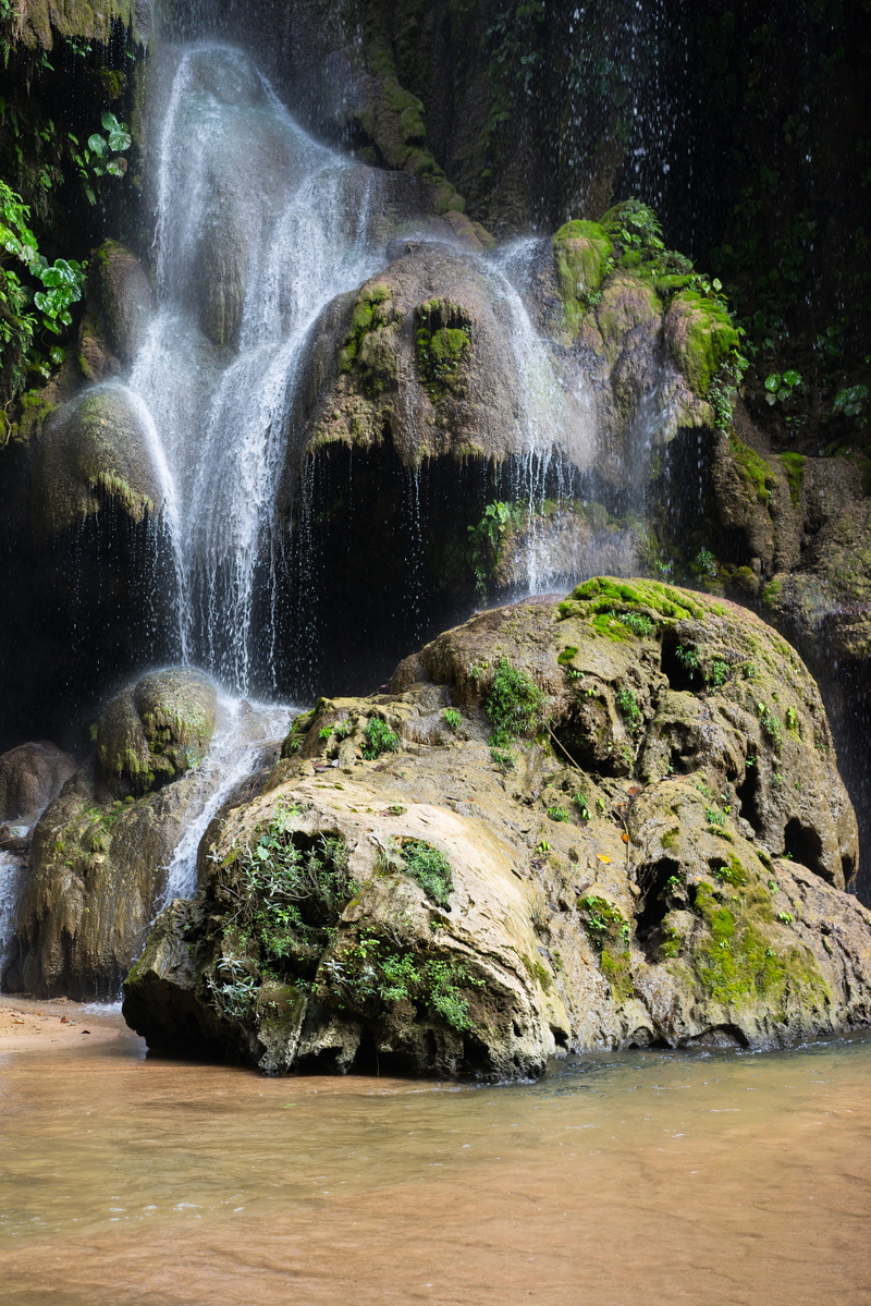 aguacero, flowing, falling water, rock formation, non-urban scene, water, waterfall, mexico, solid, motion, scenics - nature, nature, 5K, brown, rocks