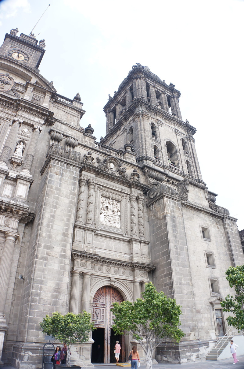 religion, built structure, day, Square, architectural column, Zocalo, arch, nature, church, travel, travel destinations, latin, plant, building, spirituality
