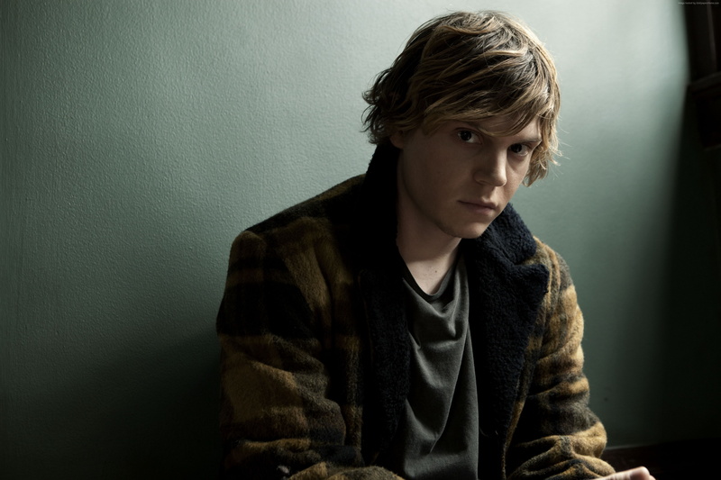 4K, Actor, Evan Peters, look, coat