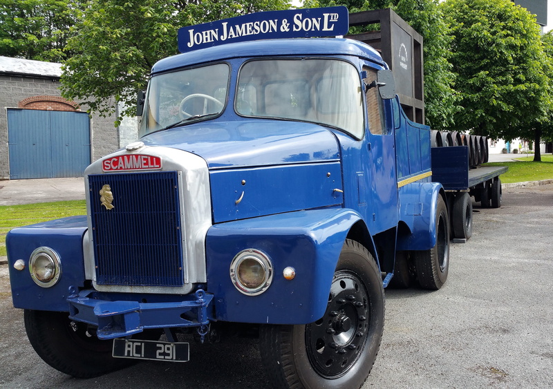 day, blue, mode of transportation, 4K, transportation, classic, jamesons, outdoors, car, stationary, text, parking, motor vehicle, vintage, nature, delivery