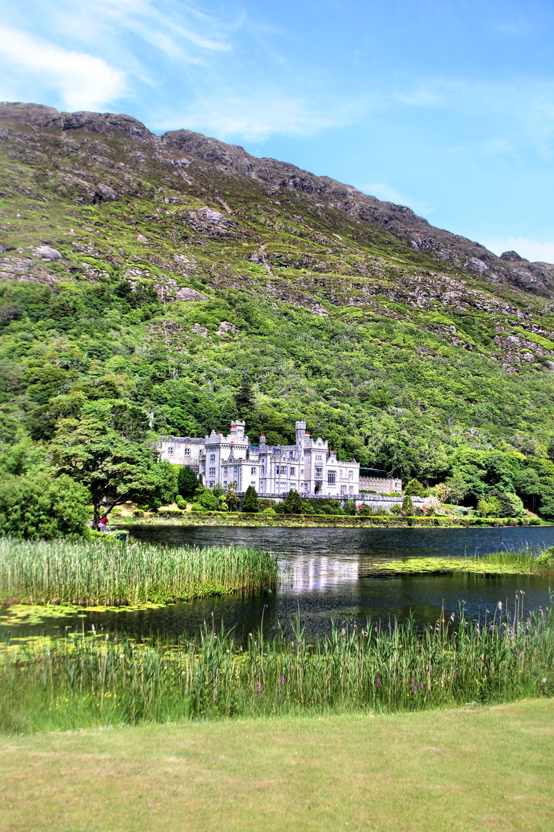 travel, mountain, castle, built structure, lake, scenics - nature, landscape, kylemore, building, beauty in nature, day, tranquility, national park, nature