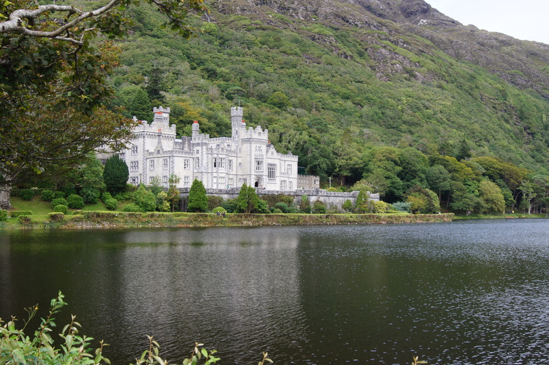 water, kylemore abbey, connemara, building, outdoors, day, abbey, nature, monastery, old, tree, history, built structure, 4K, plant, beauty in nature