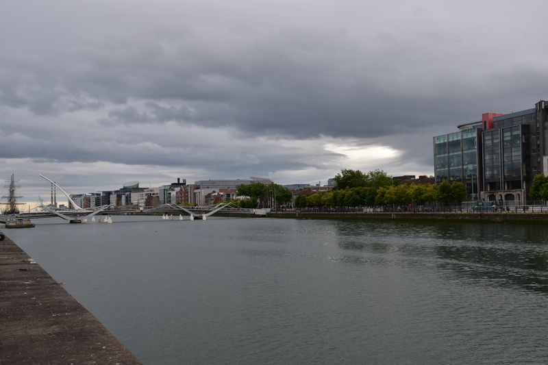 river, transportation, building, no people, building exterior, built structure, liffey river, connection, rise, architecture, bridge - man made structure