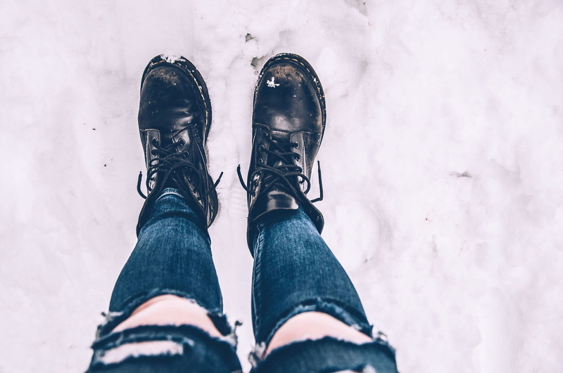 canada, human leg, outdoors, human foot, snow, docmartens, low section, directly above, lifestyles, real people, casual clothing, leisure activity, human limb