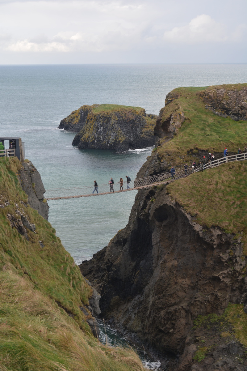 rock formation, rock - object, water, day, rope bridge, horizon, Nature, lifestyles, beach, outdoors, real people, cliff, bridge, horizon over water, sky
