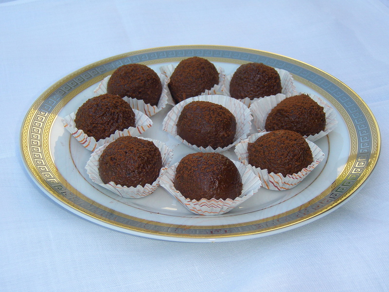 unhealthy eating, cakes, studio shot, arabian ranches, food and drink, no people, ready-to-eat, table, chocolate, dubai, food, easter cake, plate, baked