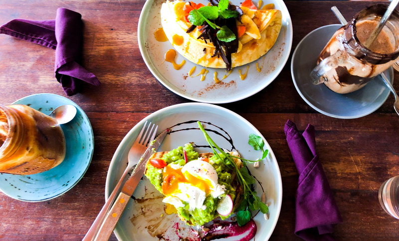 from above, food, still life, dinner, plate, lunch, directly above, sauce, nutrition, bowl, eggs, ready-to-eat, brown, table napkin, delicious, feast, mouth-watering