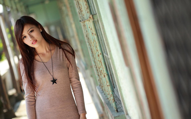 woman, necklace, 1920x1200, s, long, sleeve, dress, women, brown, girls, star, 1080P