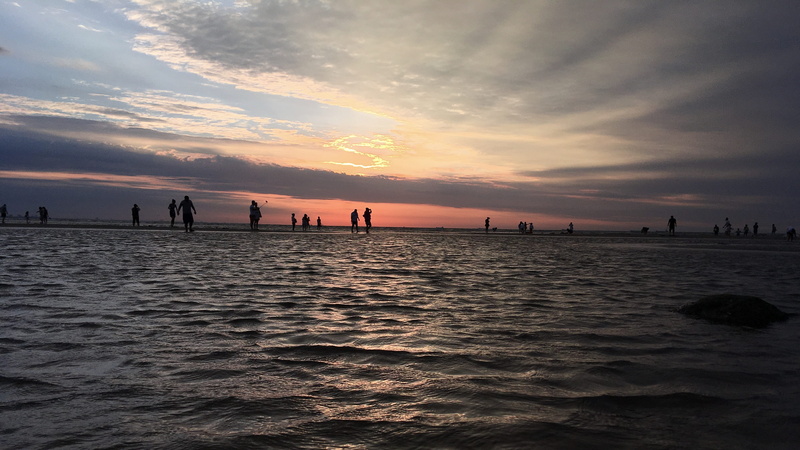 cloud - sky, sky, travel destinations, asaka, travel, the scenery, sea, people, nature, orange, horizon, tranquility, cloud, silhouette, idyllic, horizon over water
