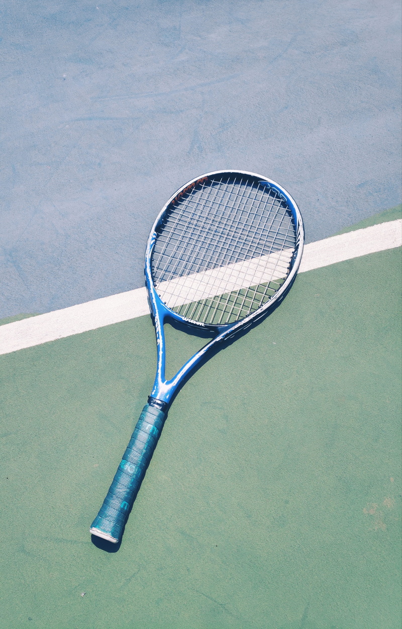 tarmac, sports equipment, glass, leisure activity, shoe, furniture, tennis racket, sports, 4K, asphalt, couch, tennis court, tennis net, footwear, shopping cart