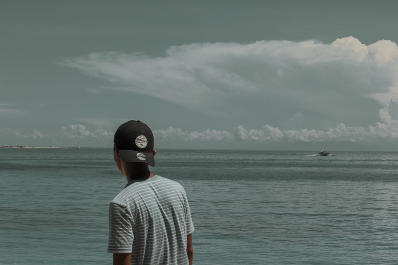 horizon over water, 5K, rear view, waist up, scenics - nature, sea, guys, dude, beauty in nature, outdoors, standing, carles, philippines, hot guys, water